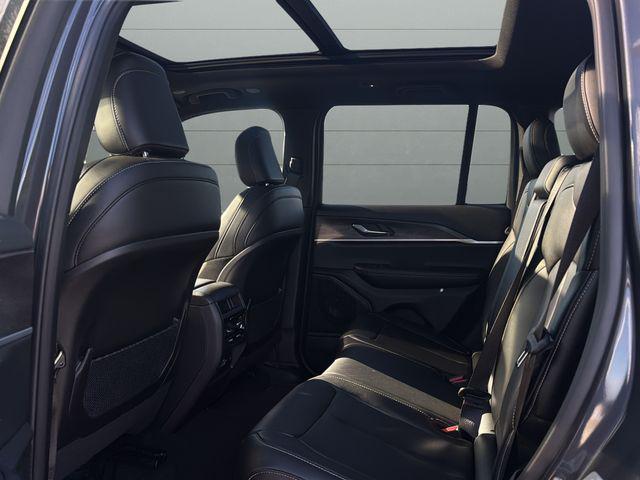 new 2025 Jeep Grand Cherokee car, priced at $48,294