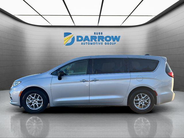 used 2024 Chrysler Pacifica car, priced at $28,184