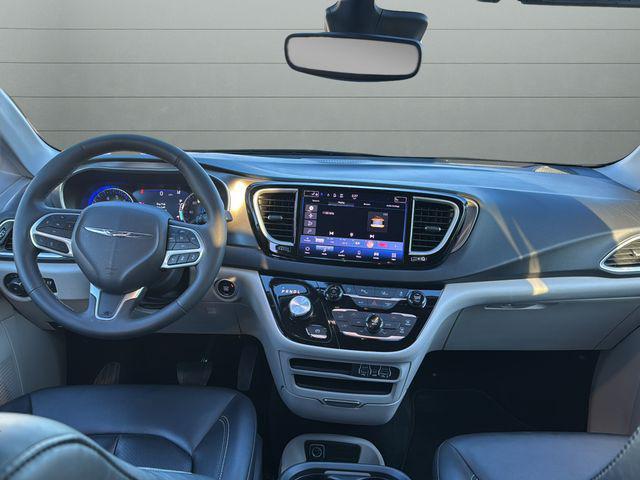 used 2024 Chrysler Pacifica car, priced at $28,184