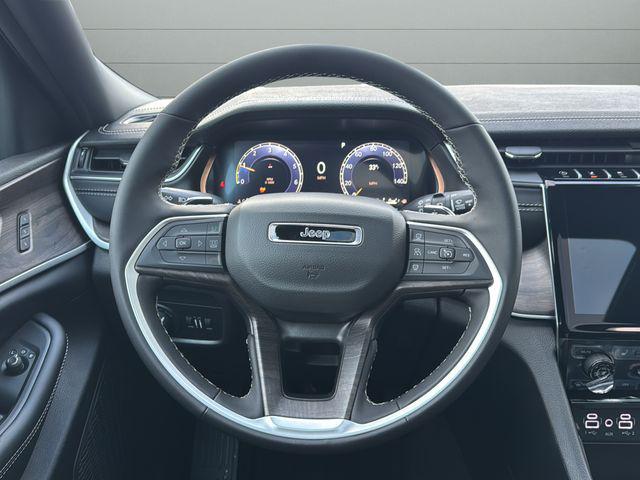 new 2025 Jeep Grand Cherokee car, priced at $53,753