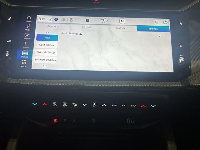 new 2026 Jeep Cherokee car, priced at $40,590