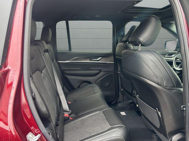 new 2026 Jeep Grand Cherokee car, priced at $45,000