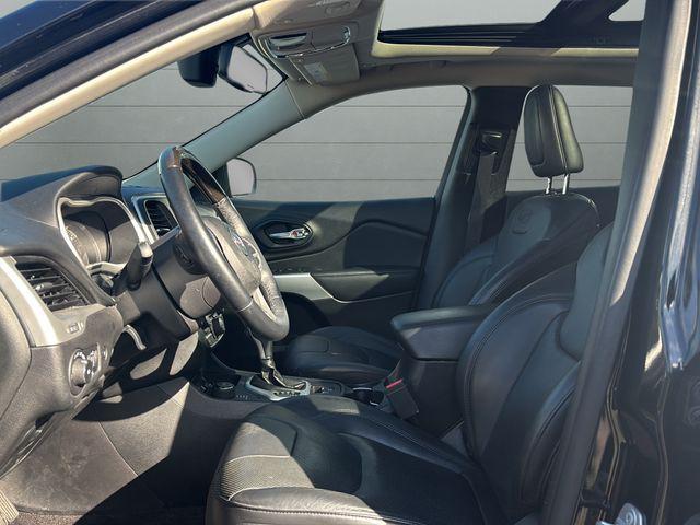 used 2018 Jeep Cherokee car, priced at $18,251