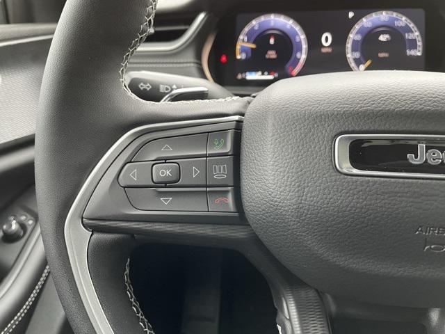 new 2025 Jeep Grand Cherokee car, priced at $44,030