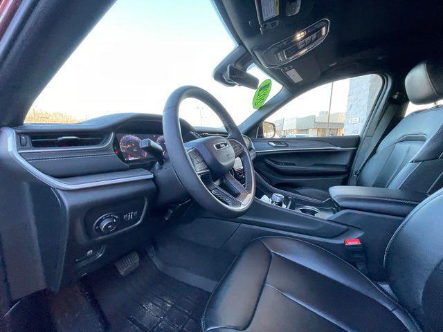 used 2025 Jeep Grand Cherokee L car, priced at $40,374