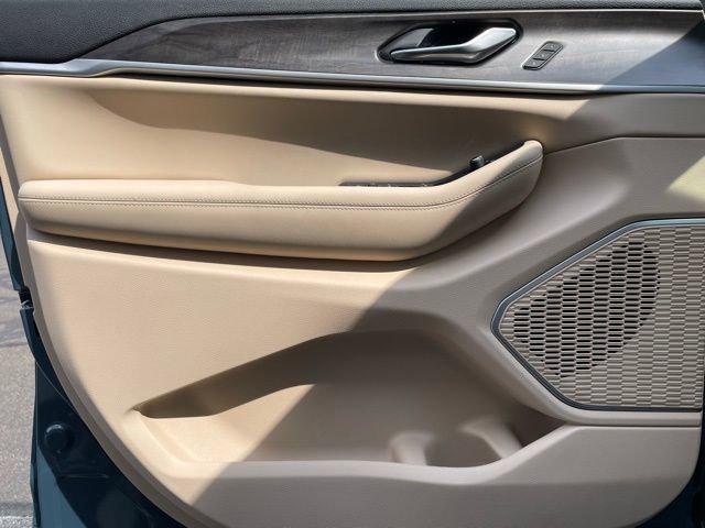 new 2026 Jeep Grand Cherokee L car, priced at $49,610