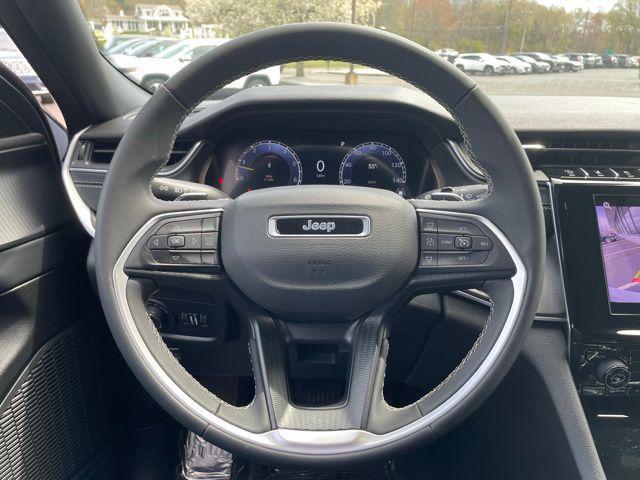 used 2025 Jeep Grand Cherokee L car, priced at $34,974