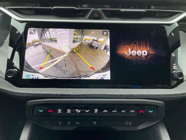 new 2026 Jeep Cherokee car, priced at $39,052