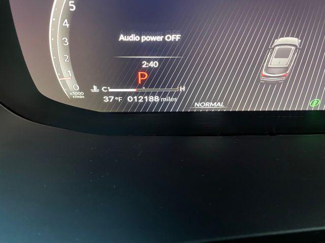 used 2025 Acura MDX car, priced at $50,978
