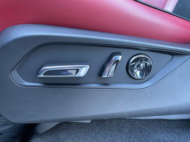used 2025 Acura MDX car, priced at $50,978