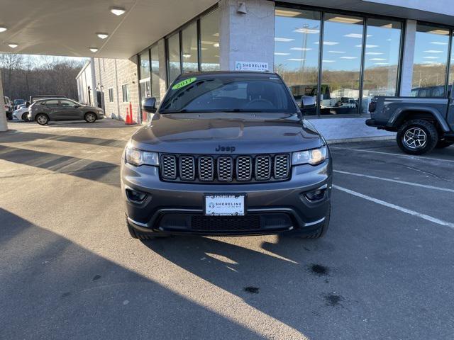 used 2017 Jeep Grand Cherokee car, priced at $14,647