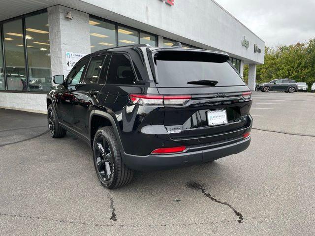 new 2025 Jeep Grand Cherokee car, priced at $44,939