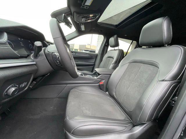 new 2025 Jeep Grand Cherokee car, priced at $44,939