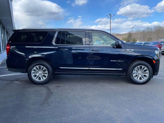used 2022 GMC Yukon XL car, priced at $46,788