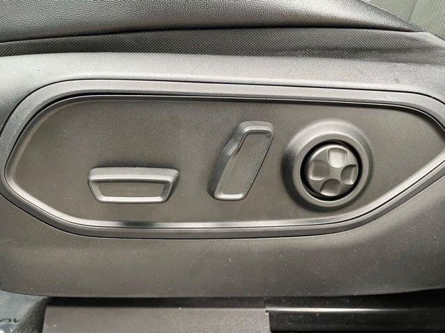 used 2023 Jeep Grand Cherokee car, priced at $28,974