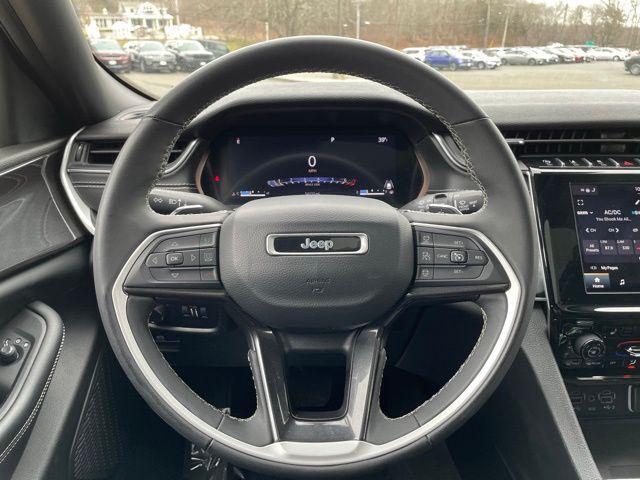 used 2023 Jeep Grand Cherokee car, priced at $28,974