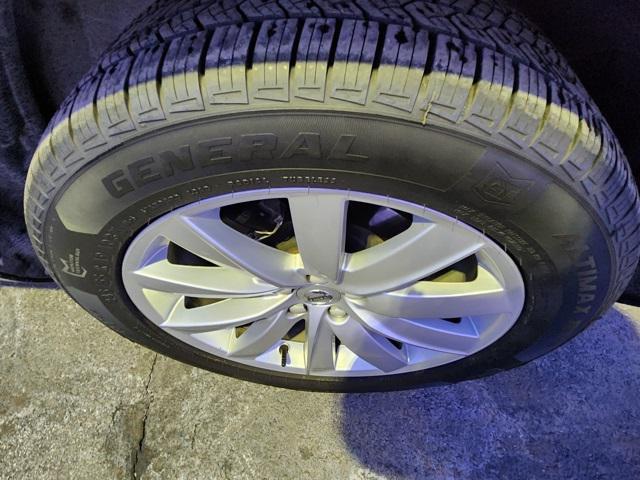 used 2016 Volvo XC90 car, priced at $13,864