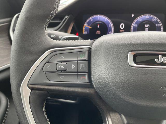 new 2026 Jeep Grand Cherokee car, priced at $48,803