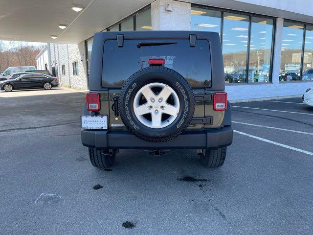 used 2015 Jeep Wrangler Unlimited car, priced at $15,994