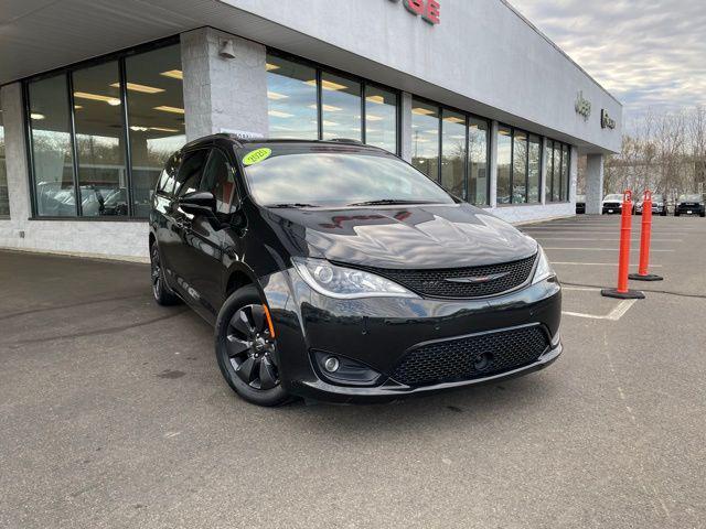 used 2020 Chrysler Pacifica Hybrid car, priced at $25,218