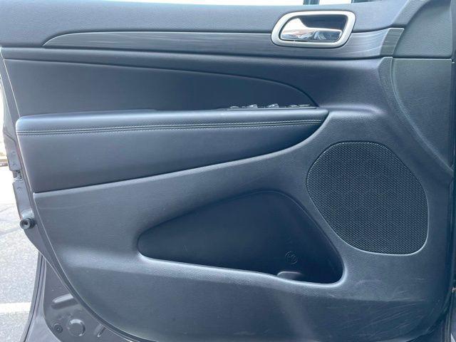 used 2021 Jeep Grand Cherokee car, priced at $20,574