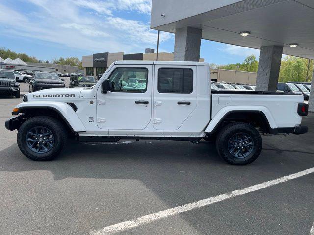 new 2026 Jeep Gladiator car, priced at $46,728