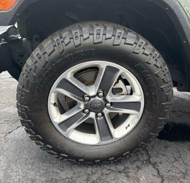 used 2021 Jeep Wrangler Unlimited car, priced at $31,774