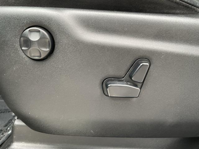 used 2021 Jeep Grand Cherokee car, priced at $27,440