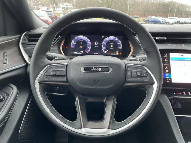 new 2026 Jeep Grand Cherokee car, priced at $48,329