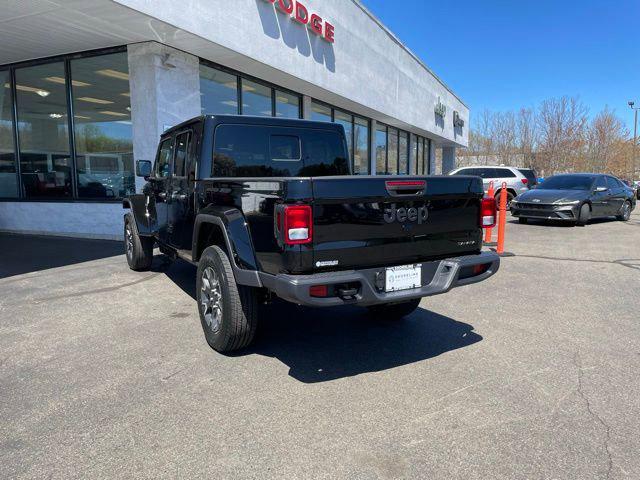 new 2026 Jeep Gladiator car, priced at $47,451