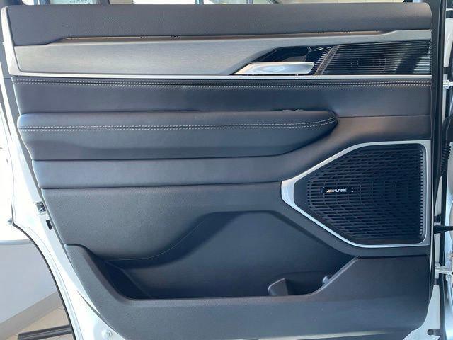 new 2026 Jeep Grand Wagoneer car, priced at $67,385