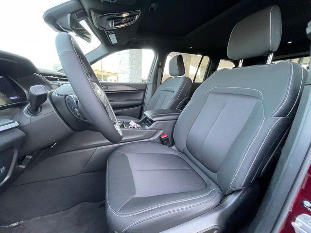 used 2025 Jeep Grand Cherokee car, priced at $35,746