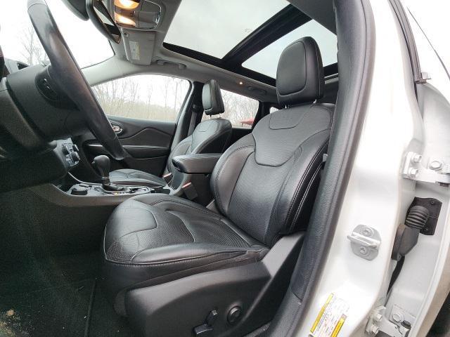 used 2020 Jeep Cherokee car, priced at $18,774