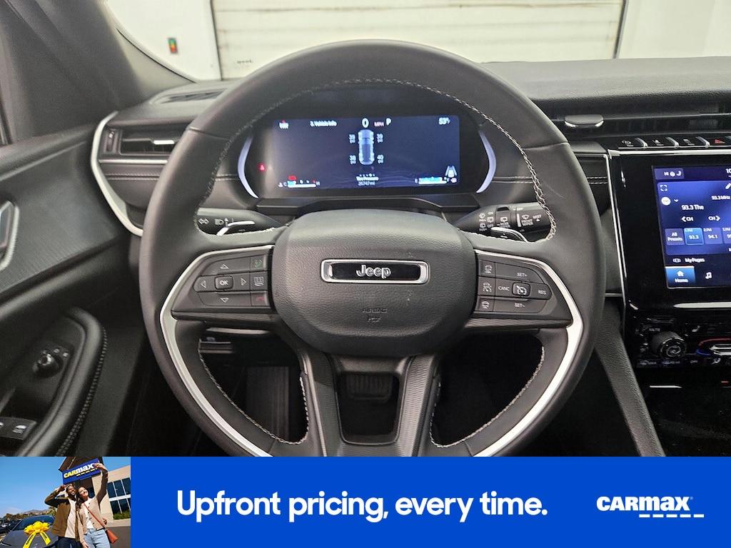 used 2024 Jeep Grand Cherokee car, priced at $31,998