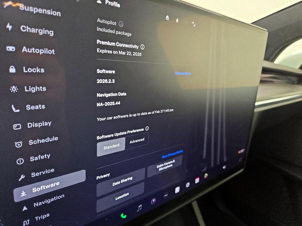 used 2022 Tesla Model X car, priced at $54,998