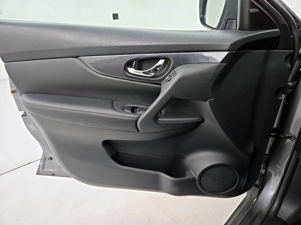 used 2020 Nissan Rogue car, priced at $14,998