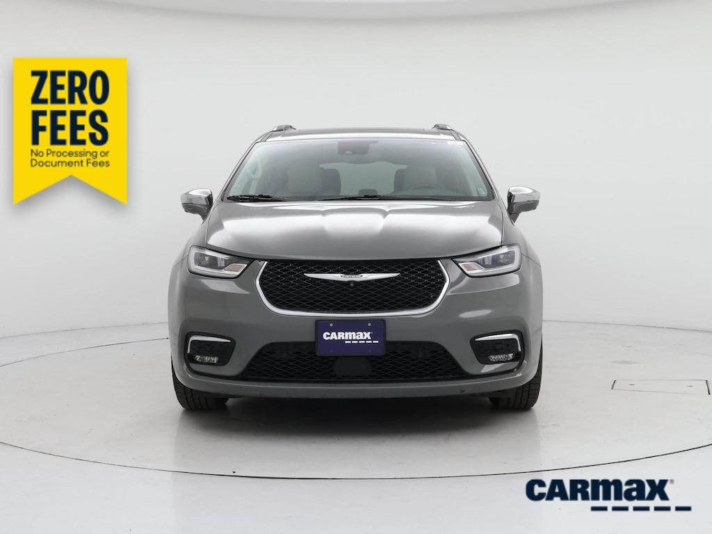 used 2021 Chrysler Pacifica car, priced at $28,998
