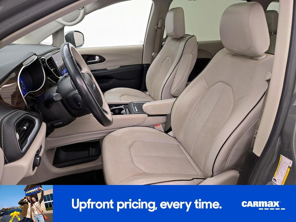used 2021 Chrysler Pacifica car, priced at $28,998