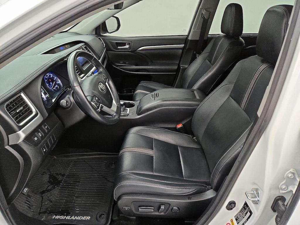 used 2018 Toyota Highlander car, priced at $27,998