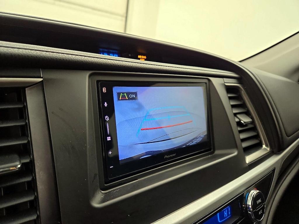used 2018 Toyota Highlander car, priced at $27,998