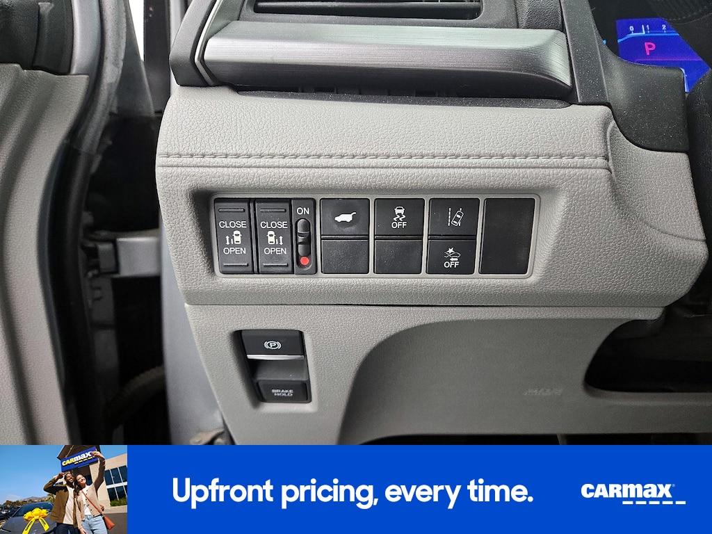 used 2019 Honda Odyssey car, priced at $27,998
