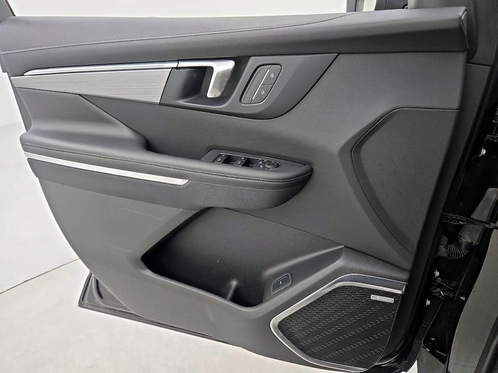 used 2025 Buick Enclave car, priced at $34,998