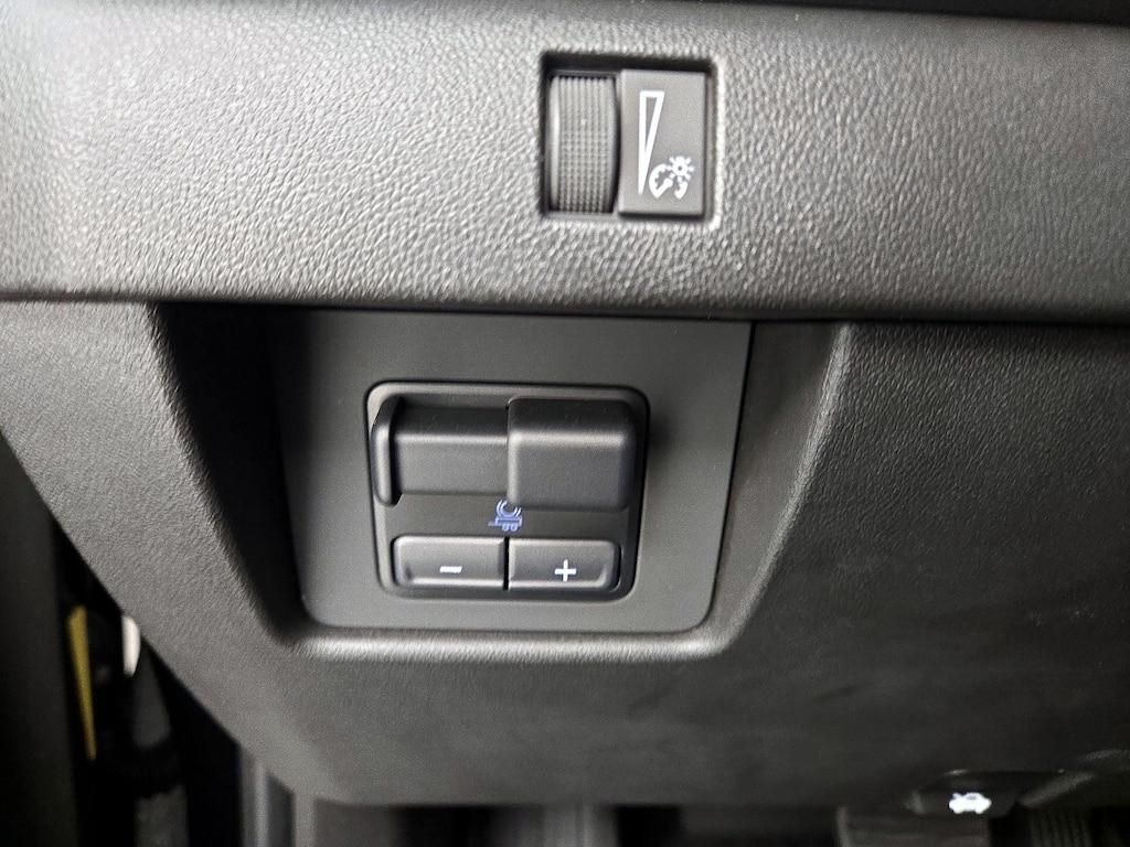 used 2025 Chevrolet Colorado car, priced at $40,998