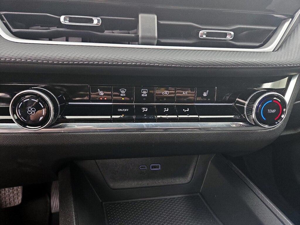 used 2025 Chevrolet Equinox car, priced at $25,998