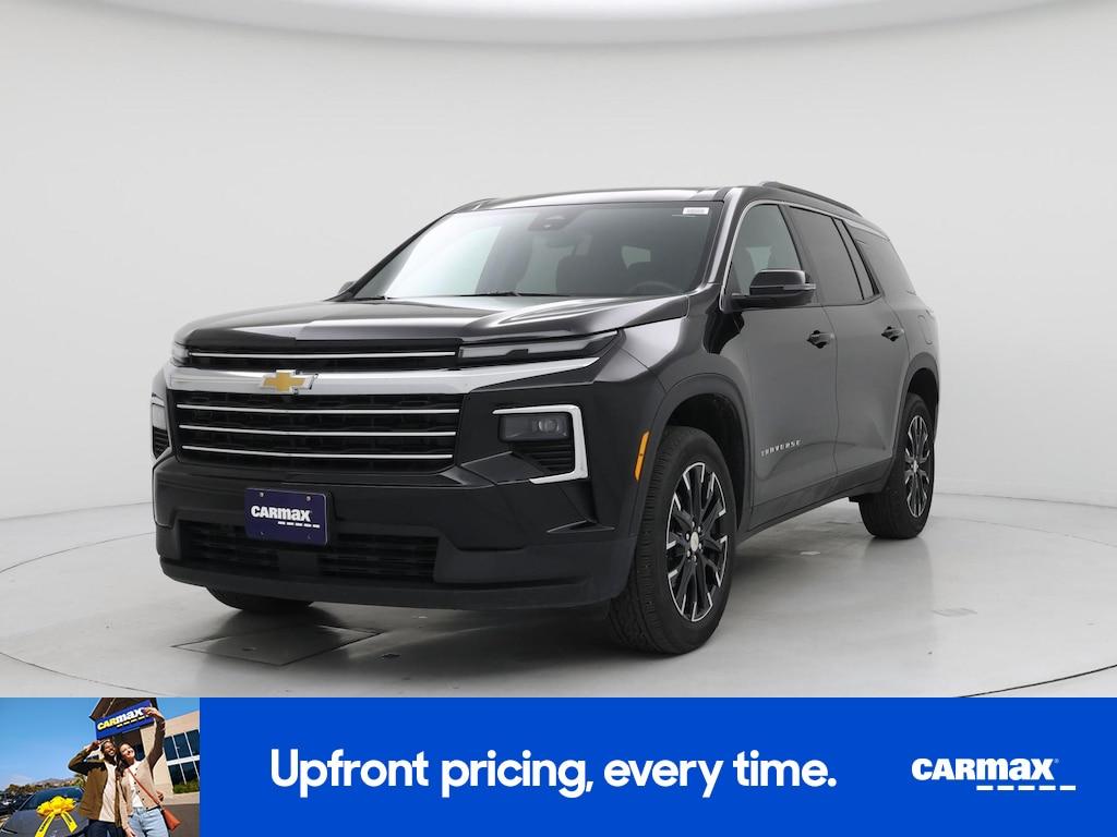 used 2025 Chevrolet Traverse car, priced at $45,998