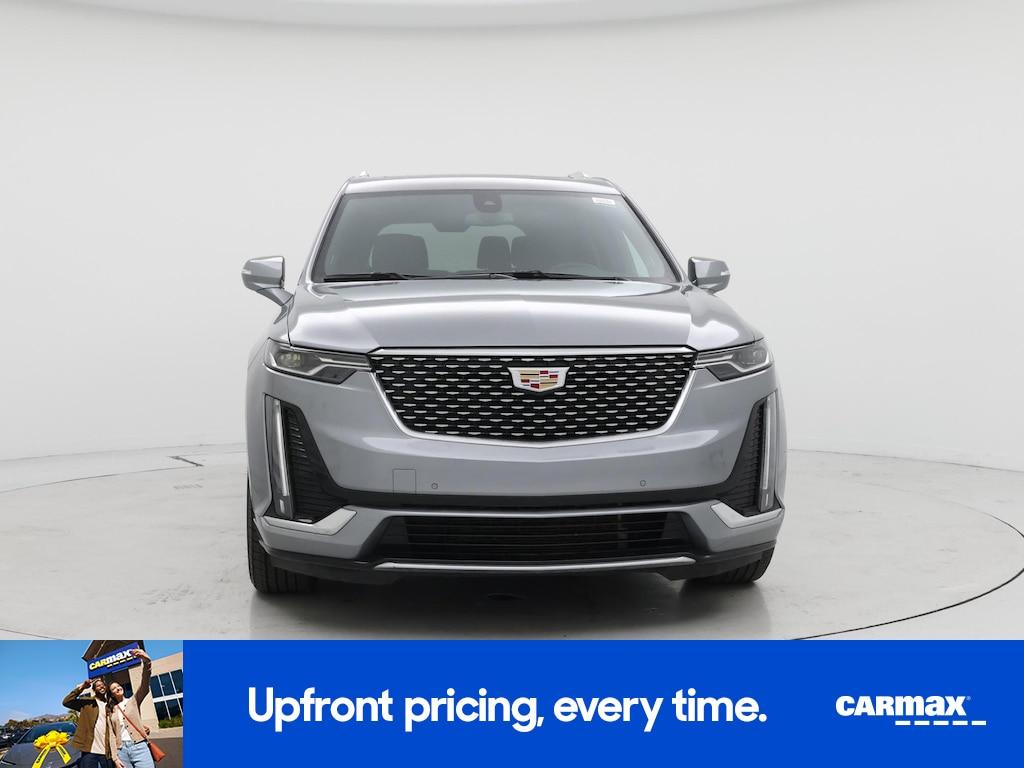 used 2025 Cadillac XT6 car, priced at $37,998