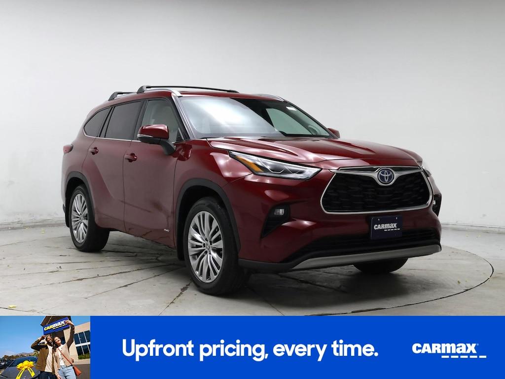 used 2023 Toyota Highlander Hybrid car, priced at $54,998
