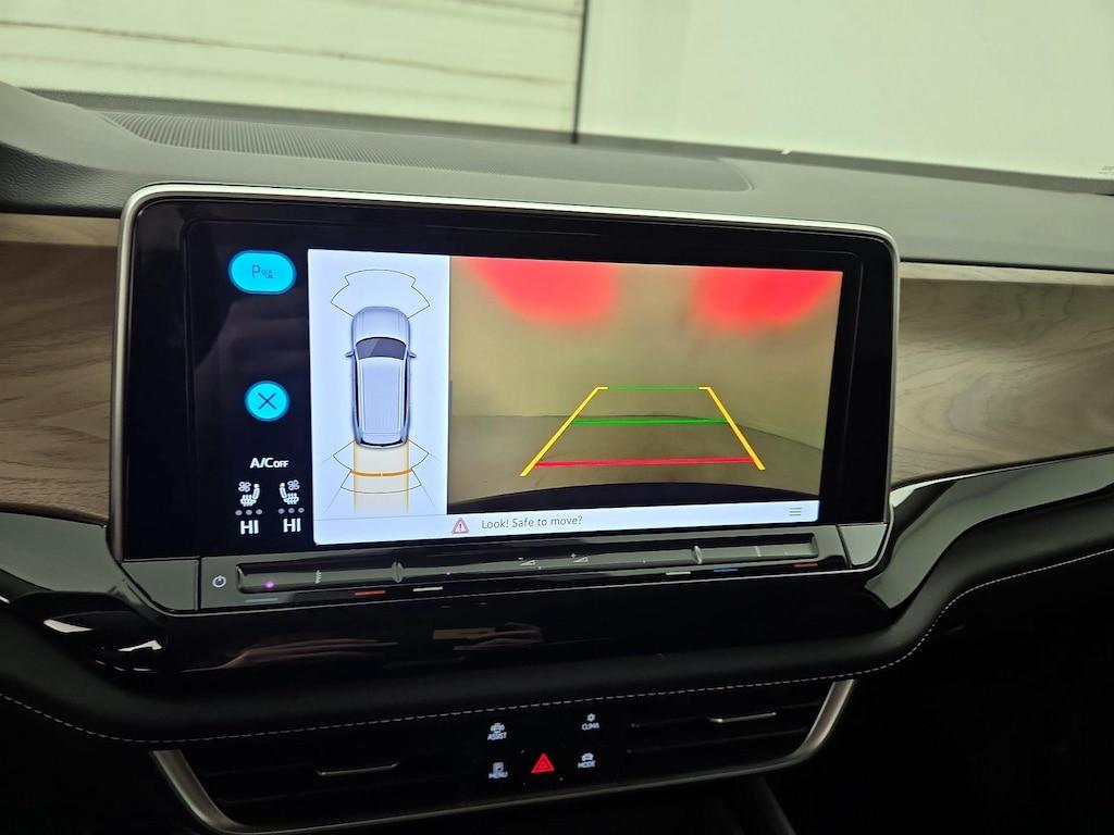 used 2025 Volkswagen Atlas car, priced at $32,998