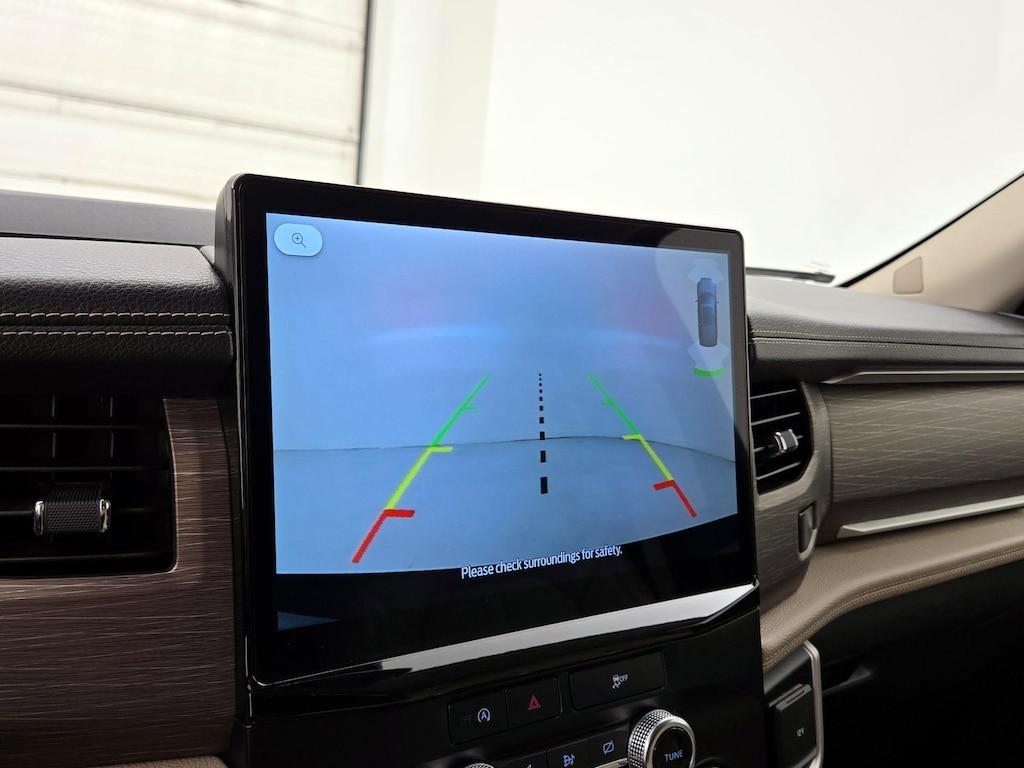 used 2024 Ford Expedition car, priced at $47,998