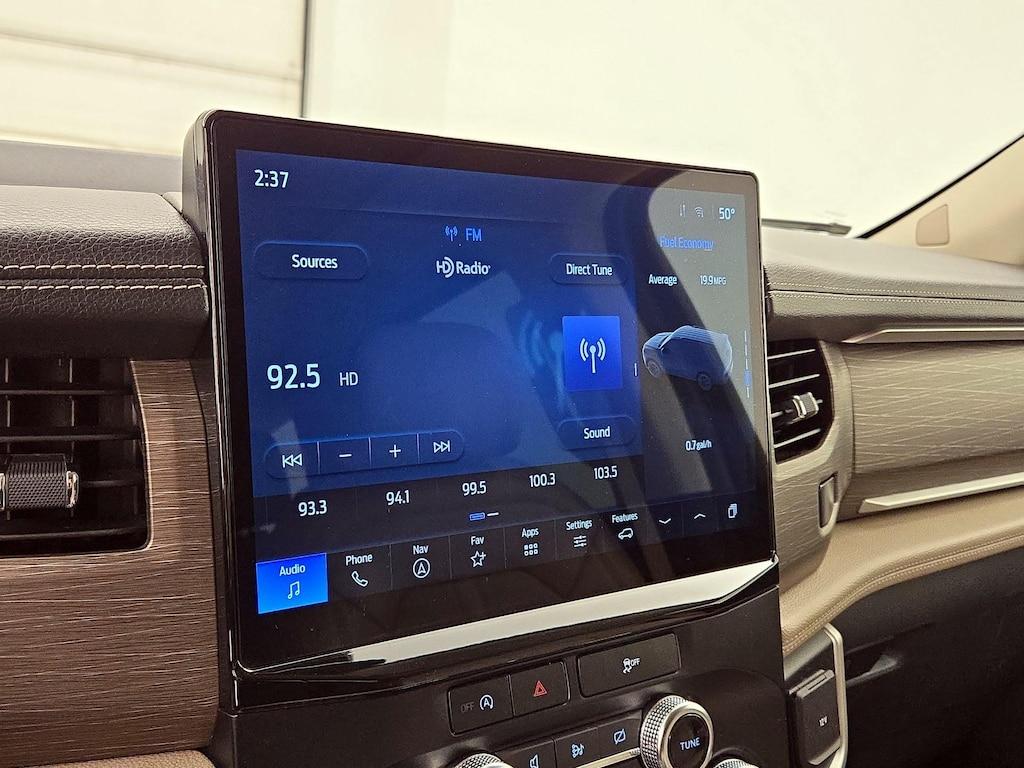 used 2024 Ford Expedition car, priced at $47,998